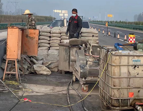 昆玉高速公路高压注浆